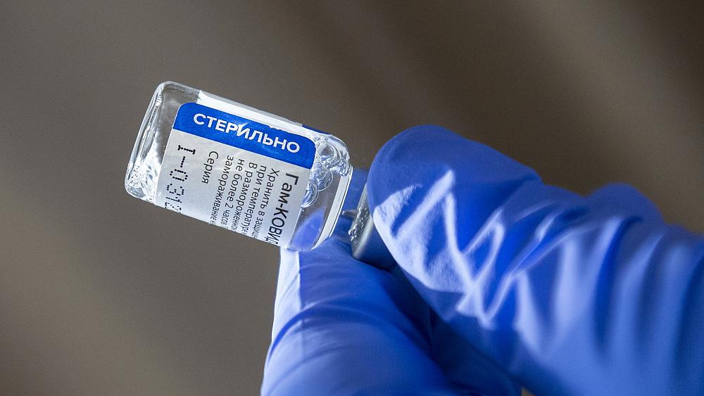 Sputnik V: Russia announces more deals to produce its vaccine in the European Union