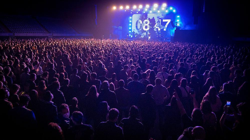 Thousands attend rock concert in Barcelona in COVID screening test