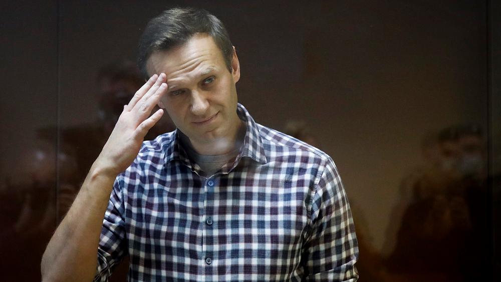 Jailed Kremlin critic Alexei Navalny says he is going on hunger strike