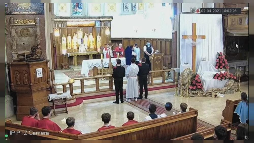 London police disperse Good Friday church service with threats of fines and prison