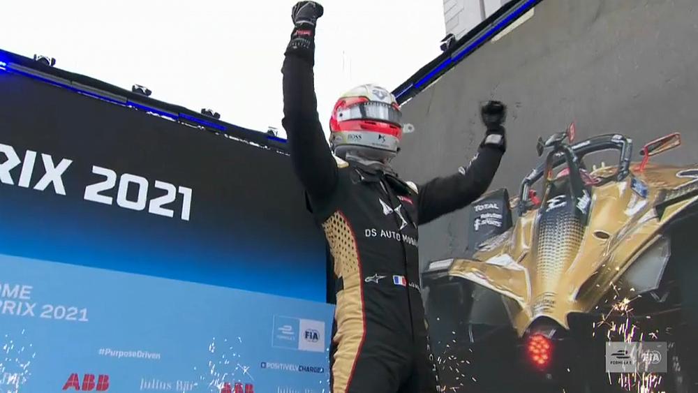 Vergne displays perfect timing to win opening race of Rome E-Prix double-header