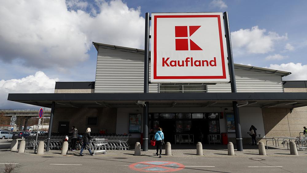 Czech MPs reject proposed quota for locally-produced food in supermarkets