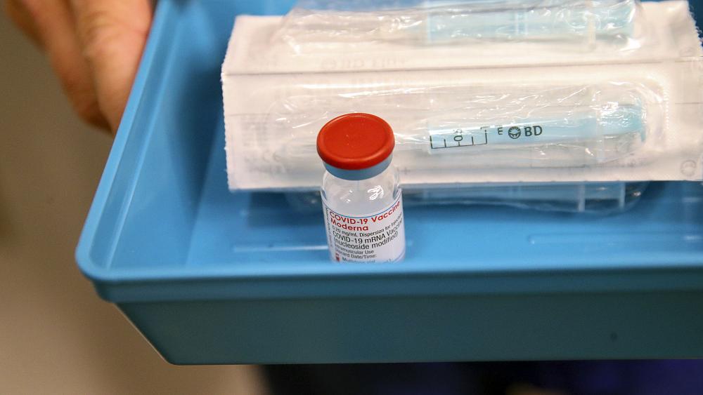 Mix and match COVID vaccine study expanded to include Moderna, Novavax