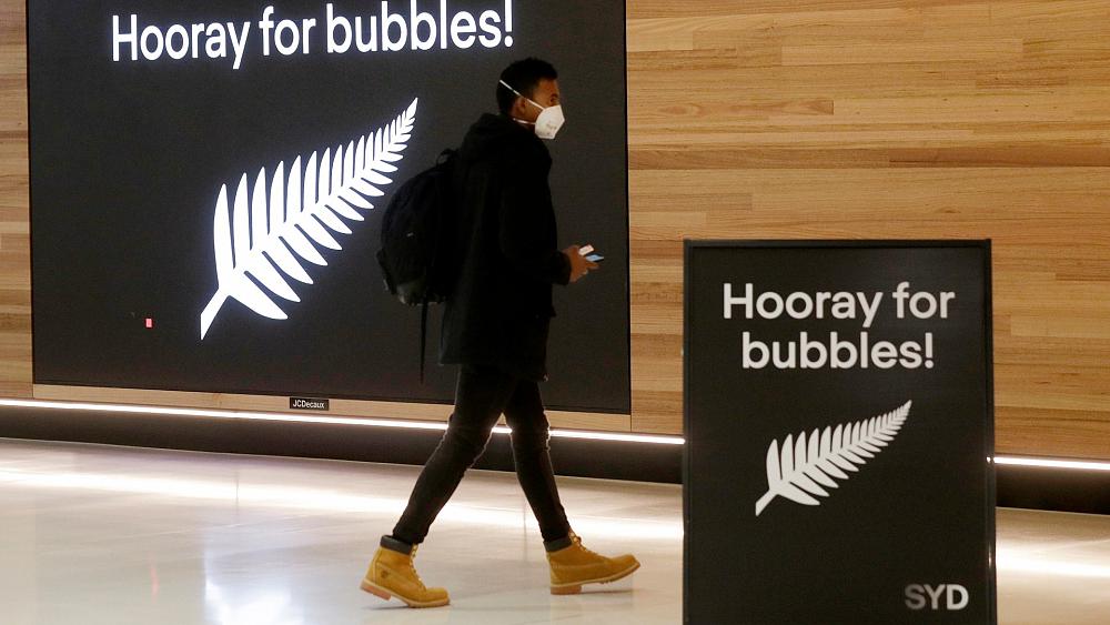 Travellers elated as Australia and New Zealand open travel bubble