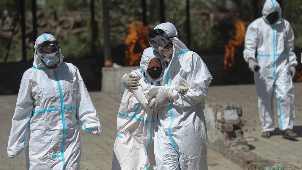 EU, UK and US offer support as COVID-19 'swallowing' people in India