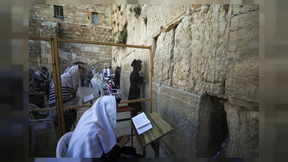 Israel observes day of mourning for religious festival dead