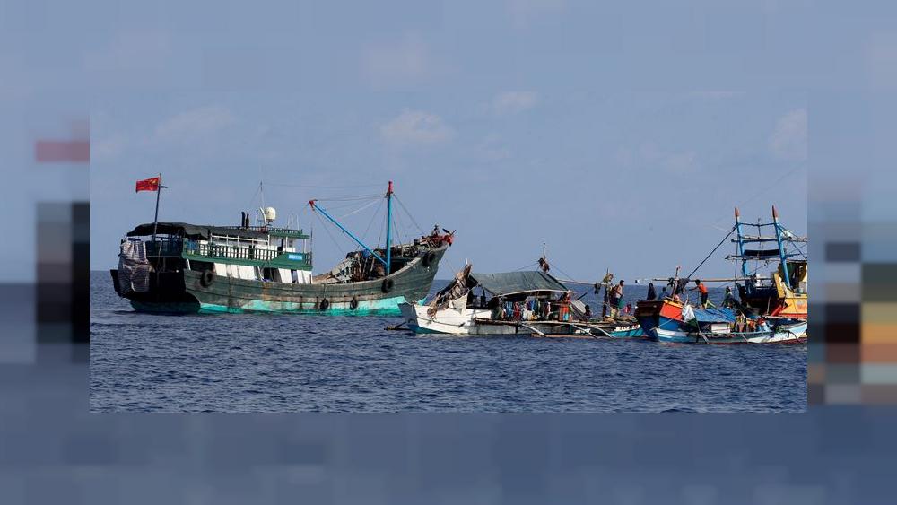 Philippines foreign minister issues expletive-laced tweet over China sea dispute