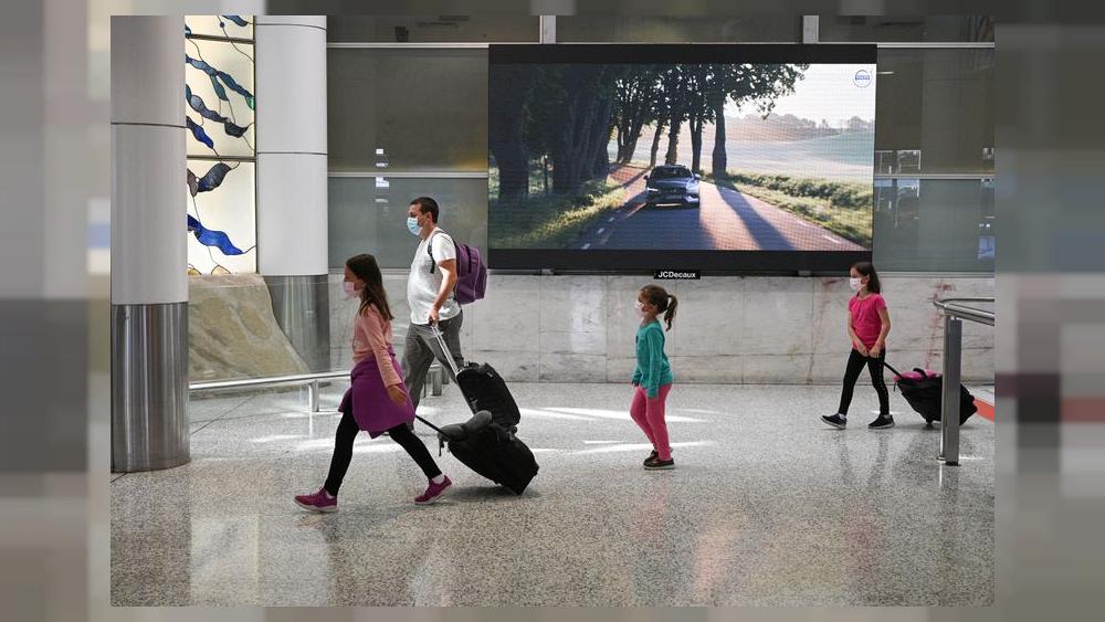 Australia sees remote chance of jail for India travel ban offenders