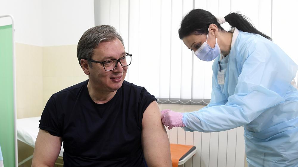 Serbia in 'world first' as citizens offered €25 to have COVID vaccine