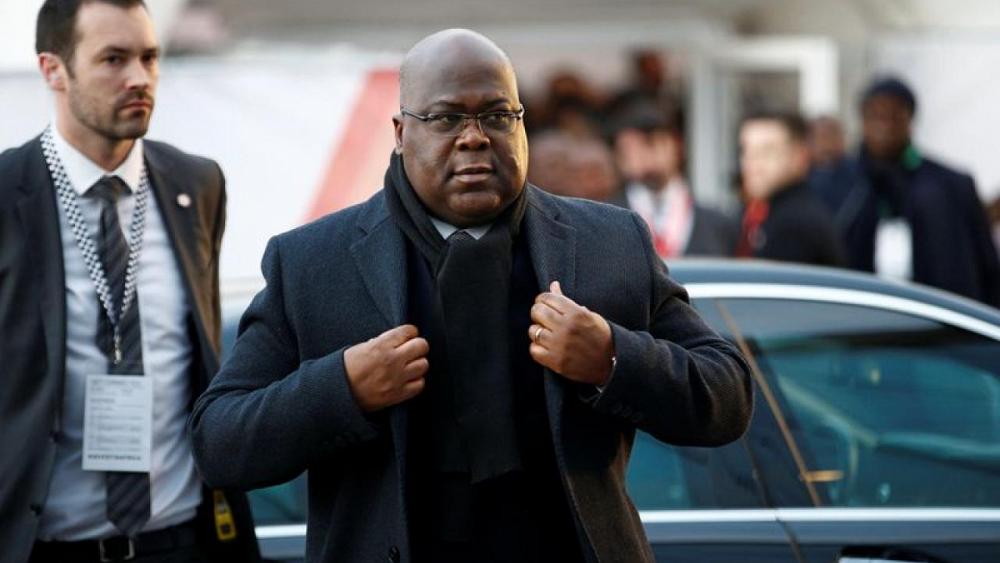 Ousting hold-out regional governor, Congo's president tightens control