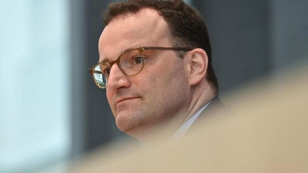 Third wave of pandemic "appears to be broken" – German health minister