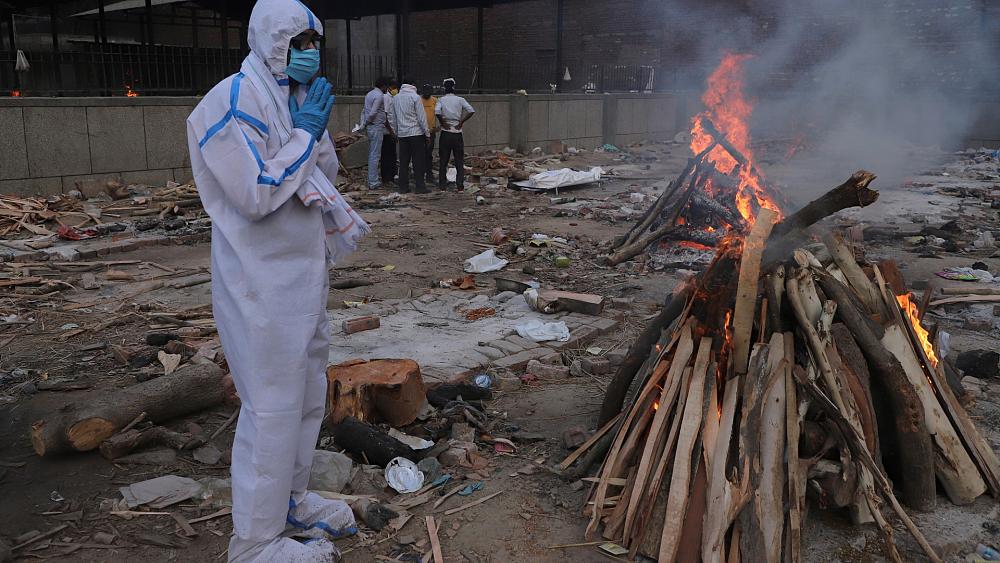 India's COVID-19 death toll passes 250,000 after new daily record