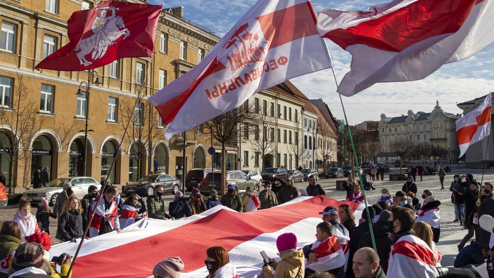 EU must find answers quickly or risk gradual Russian takeover of Belarus | View