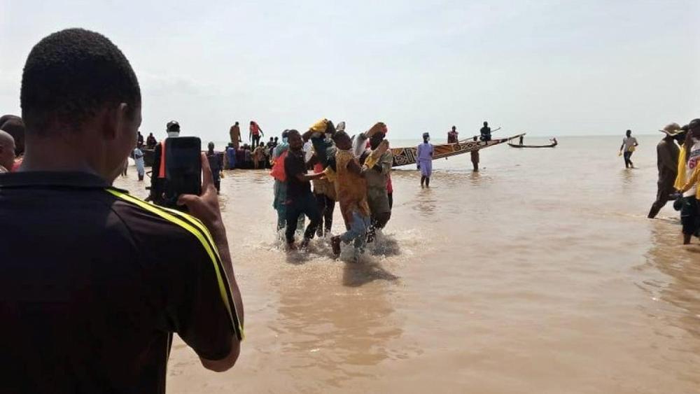 More than 70 dead after boat sinks in Nigeria