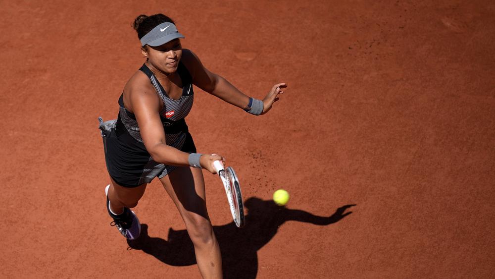 Naomi Osaka withdraws from French Open after fine for not doing media