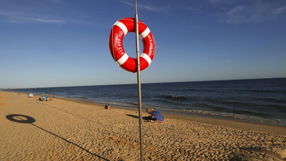 Portugal questions UK's decision to force visitors to quarantine upon return to Britain