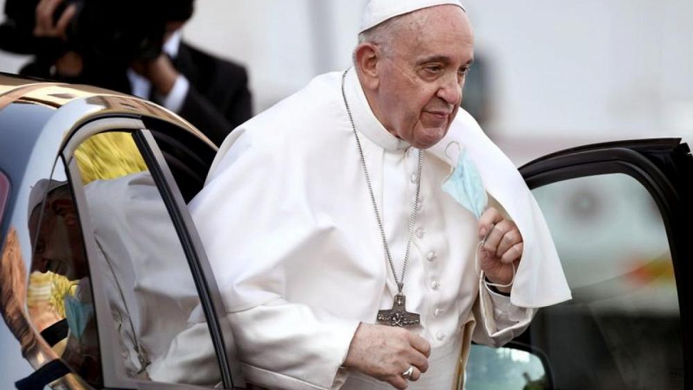 Pope meets Canadian cardinals after indigenous school scandal