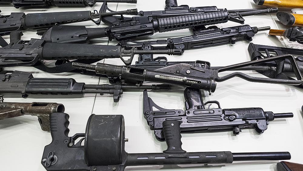US federal judge overturns California assault weapon ban