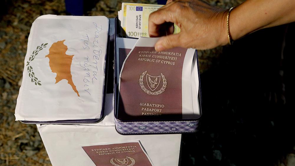 Cyprus wrongly issued passports despite warnings, probe concludes
