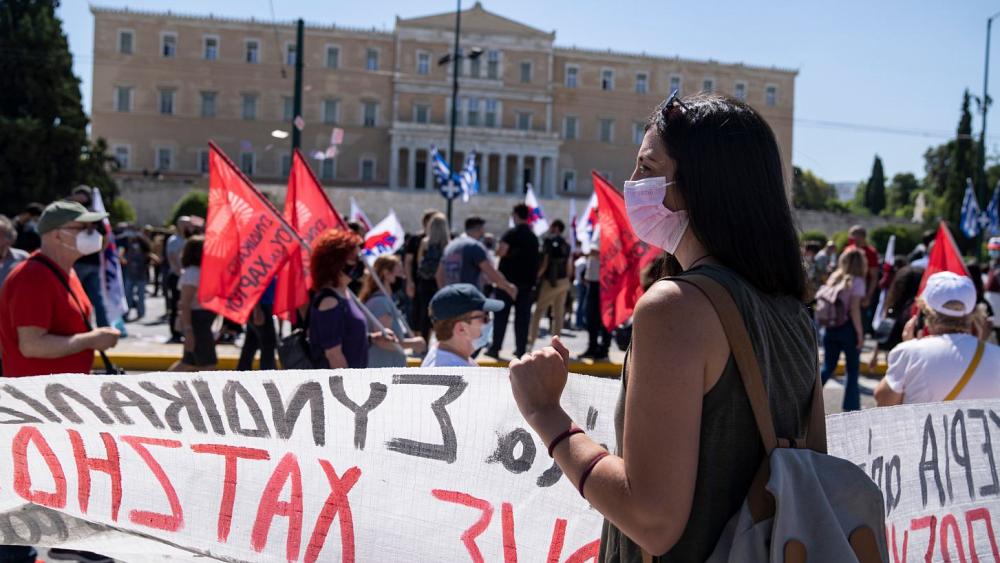 Greece hit by strikes as parliament set to approve controversial labour law reform
