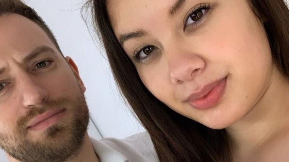 Greek pilot confesses to killing British wife, say police, weeks after he blamed robbers