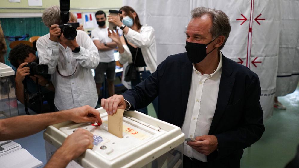 France goes to the polls in regional vote that could see far-right gains