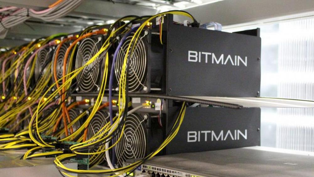 China's Bitmain suspends sales of cryptomining machines after Beijing's mining ban