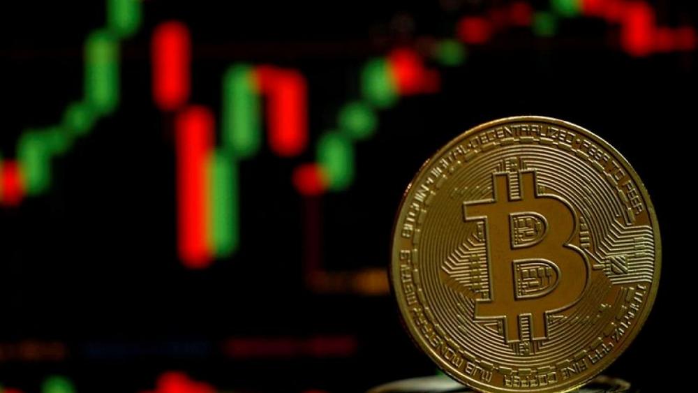 Bitcoin falls 8.5% to $31,700